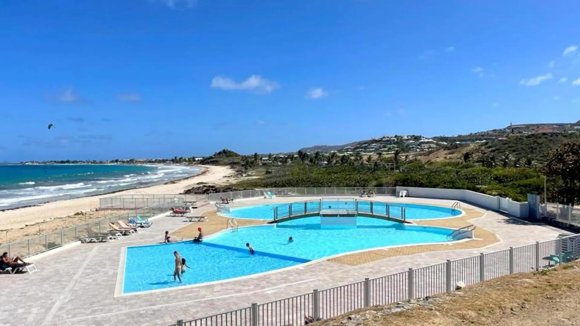 Studio Spacieux A Baie Orientale Avec Piscine Et Parking - Fr-1-734-31 Cul de Sac 0*,  Sint Maarten